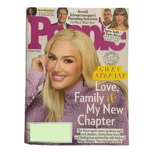 People Magazine October 9 2023 Gwen Stefani Taylor Swift Travis Kelce Date Night